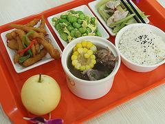 閩侯縣福香源餐飲管理 提供正規一流的學校食堂承包服務